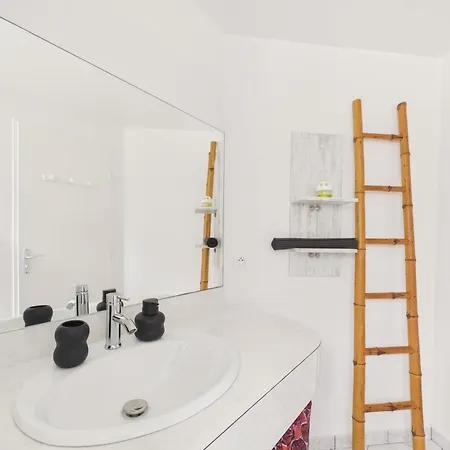 بيت للعطل Maison 7 Pers Piscine, Plancha & Baby-foot *