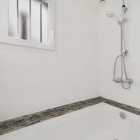 Maison 7 Pers Piscine, Plancha & Baby-foot بيت للعطل سان جان دي مونت