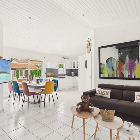 بيت للعطل Maison 7 Pers Piscine, Plancha & Baby-foot
